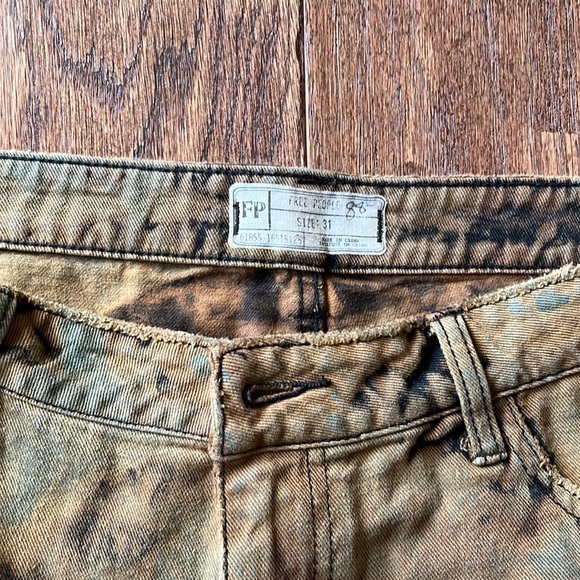 Free People Shorts - Picture 2 of 4